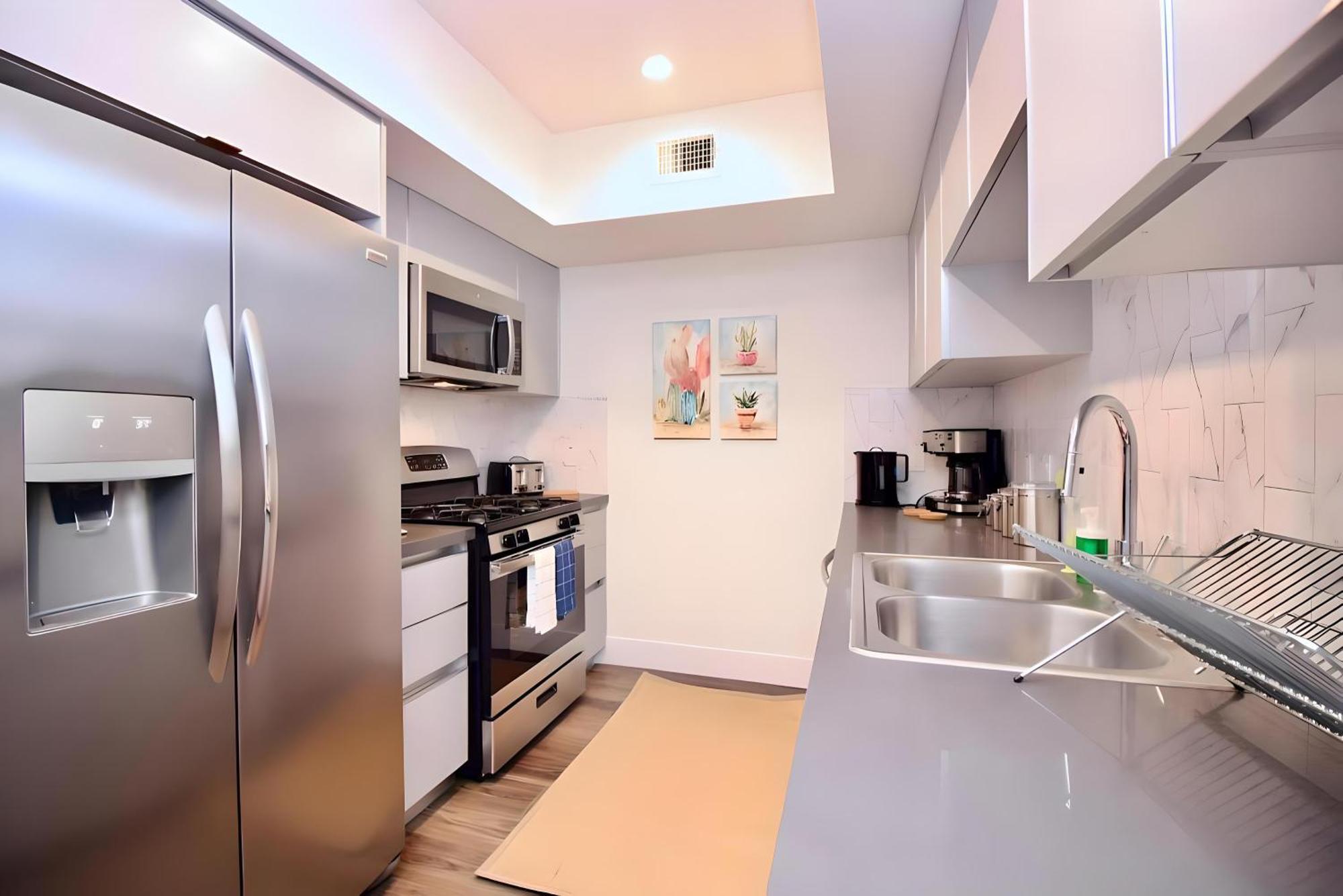Los Angeles Premium Suites With Free Parking Екстер'єр фото
